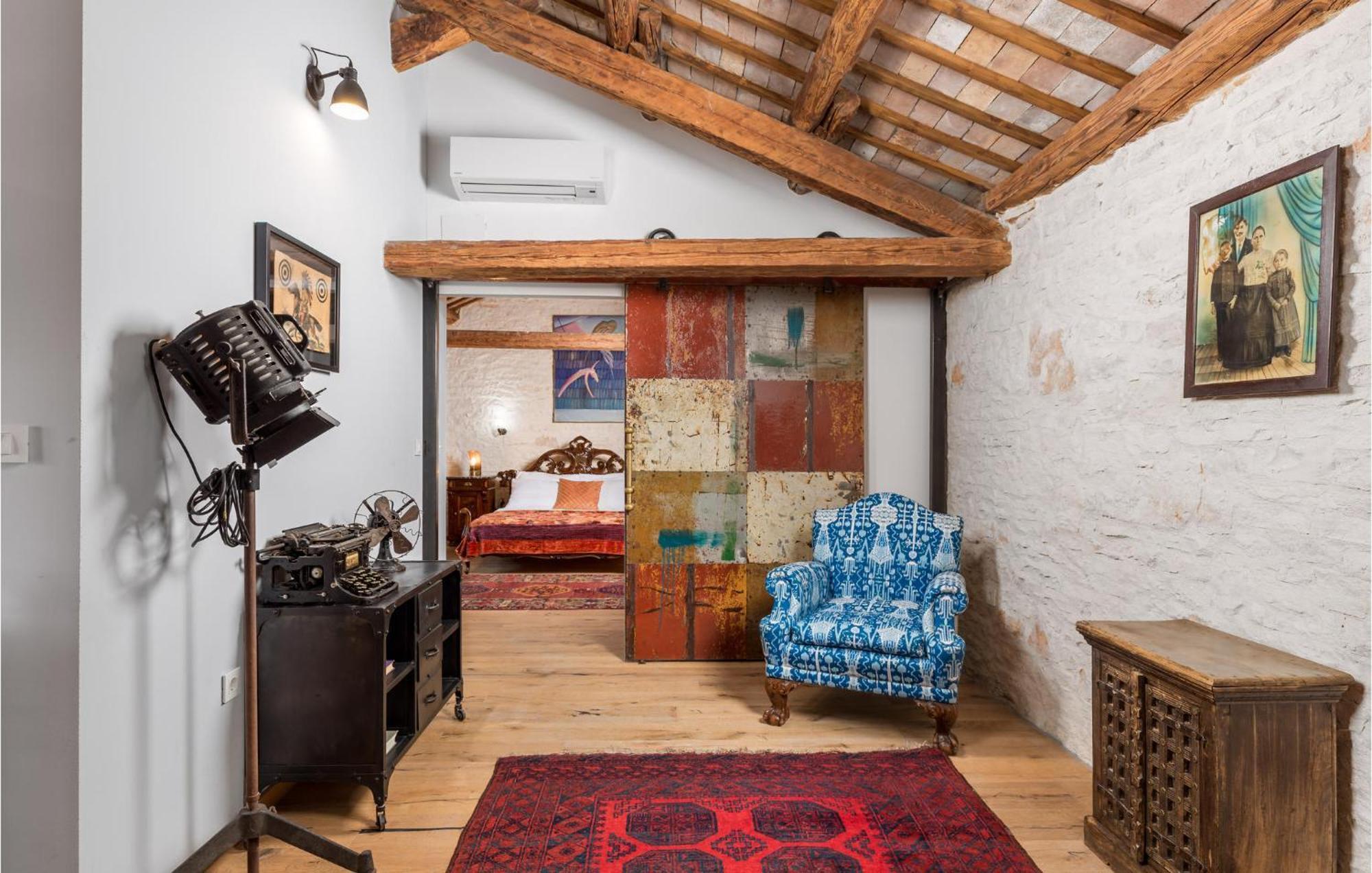 Amazing Home In Foli With Kitchen Eksteriør bilde