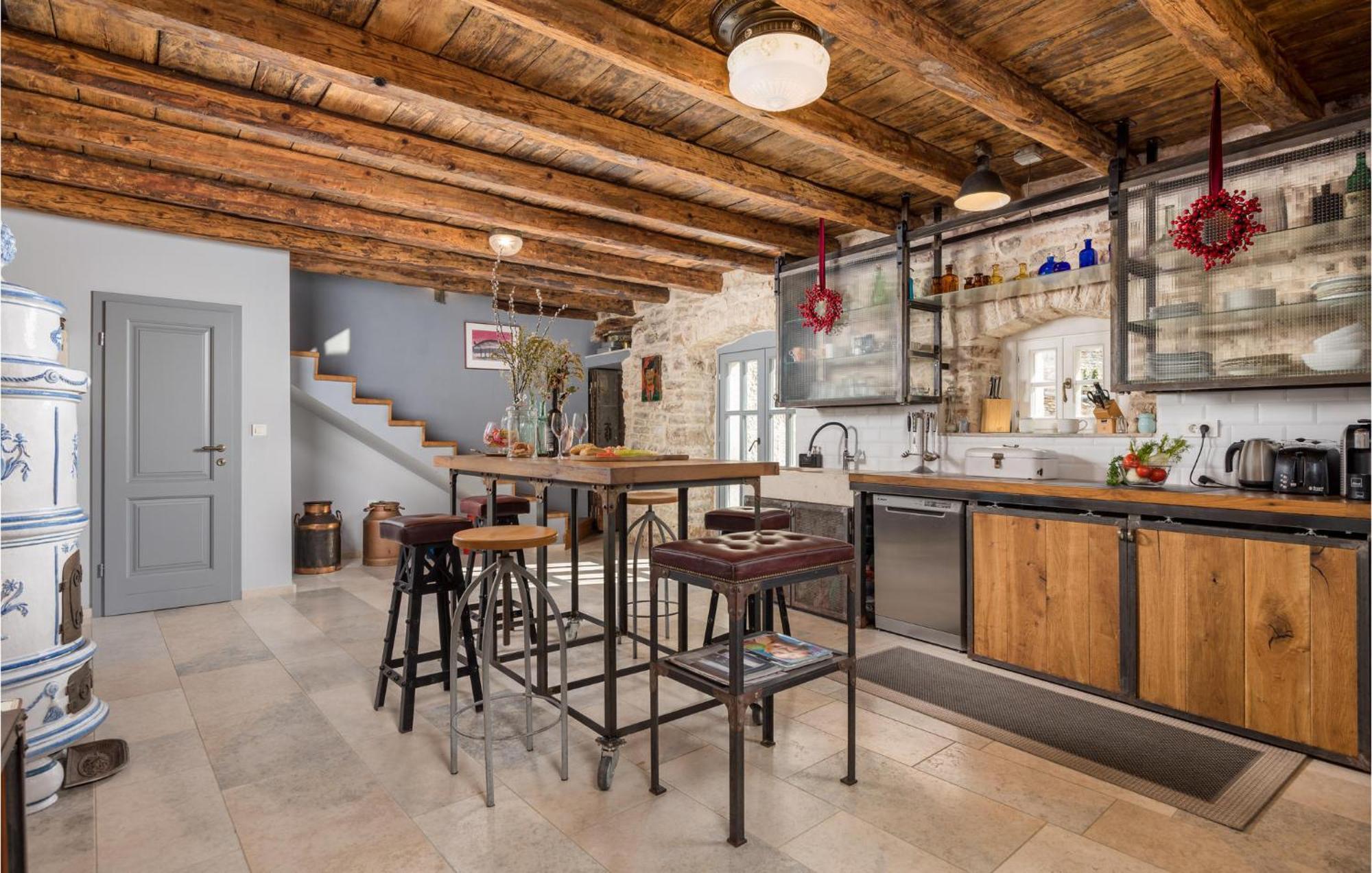 Amazing Home In Foli With Kitchen Eksteriør bilde