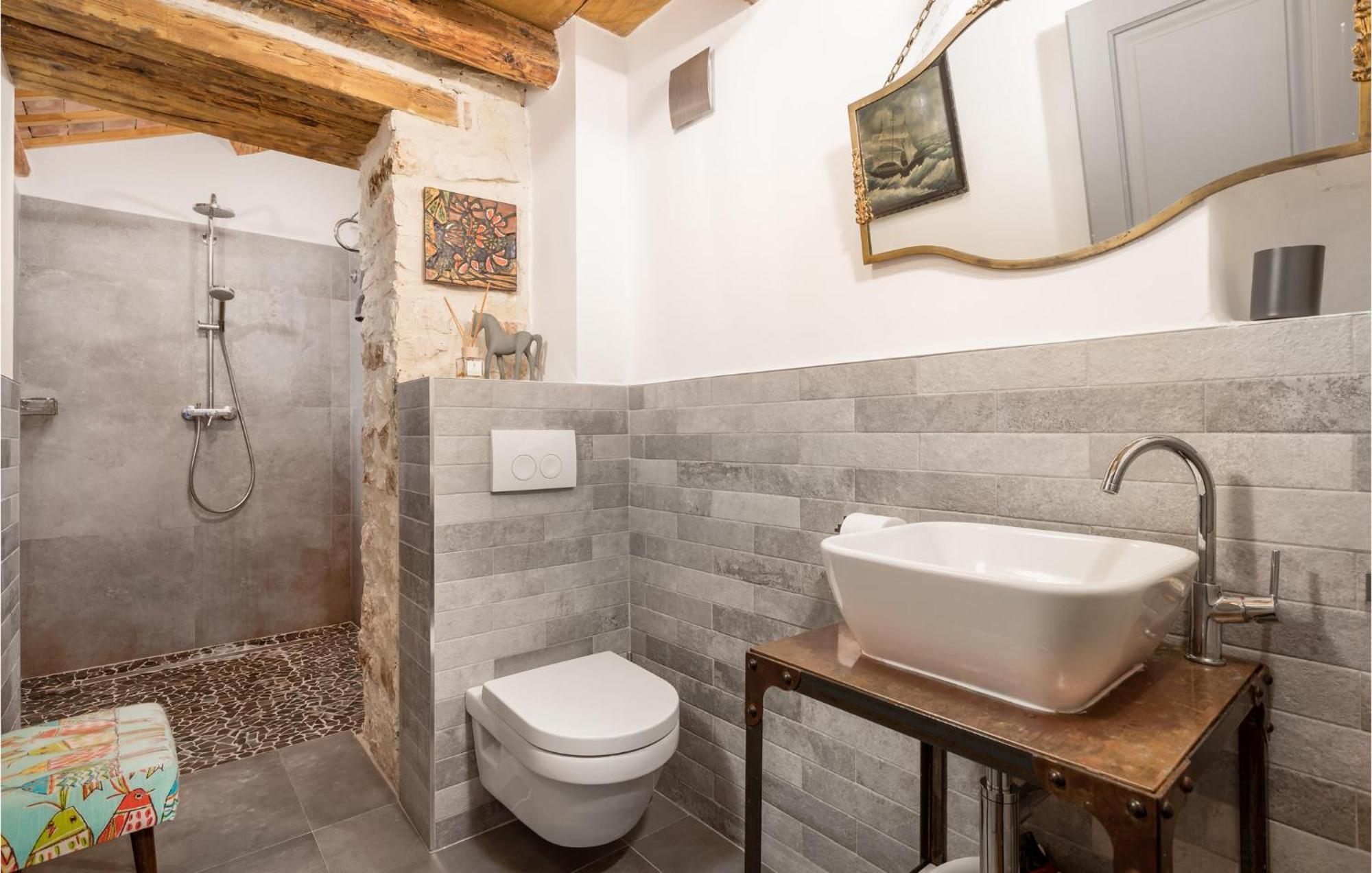 Amazing Home In Foli With Kitchen Eksteriør bilde